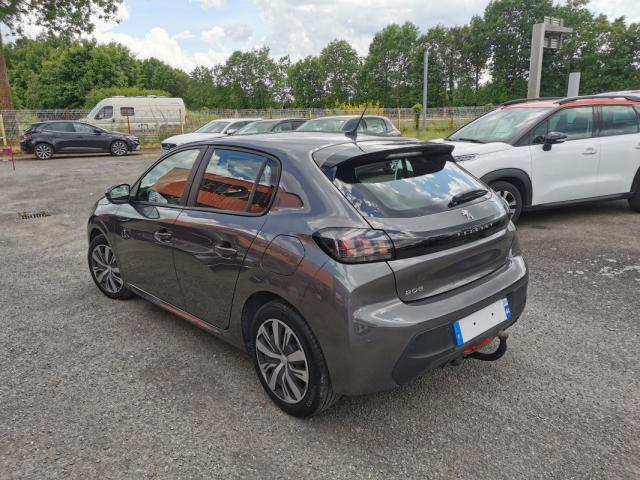 Peugeot 208 image 5