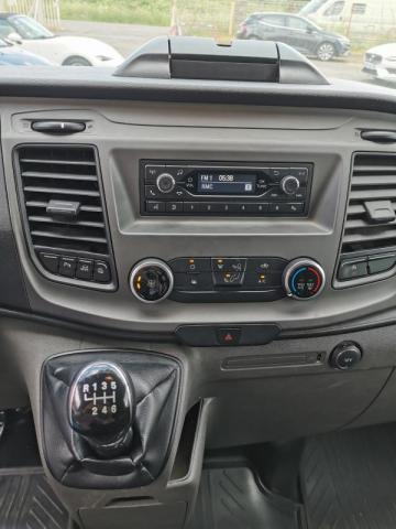 Ford Transit Custom image 5