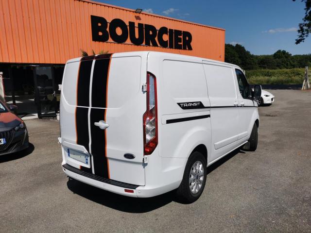 Ford Transit Custom image 5
