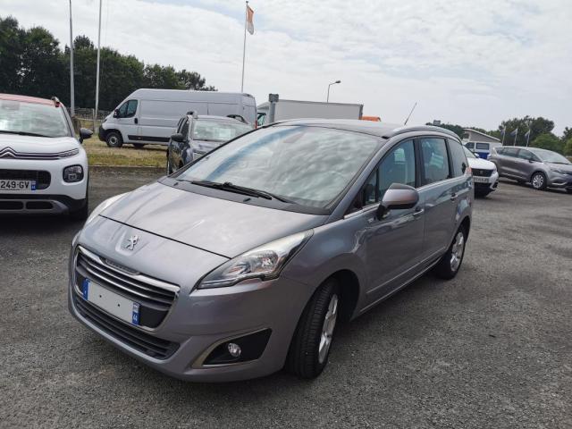 Peugeot 5008 image 7