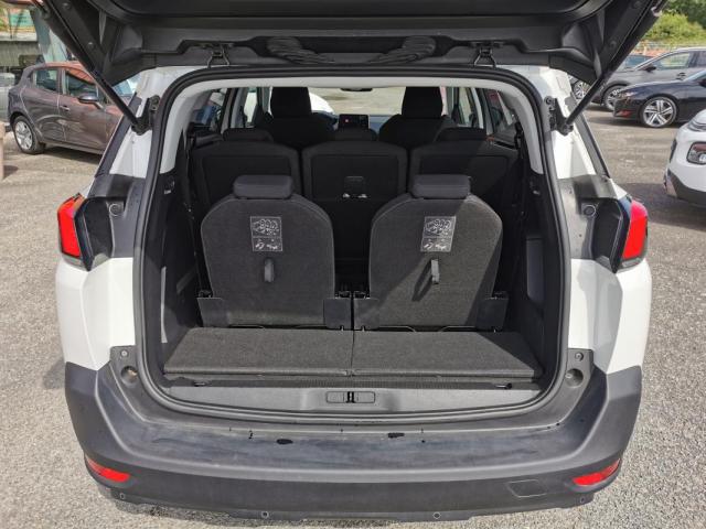 Peugeot 5008 image 6
