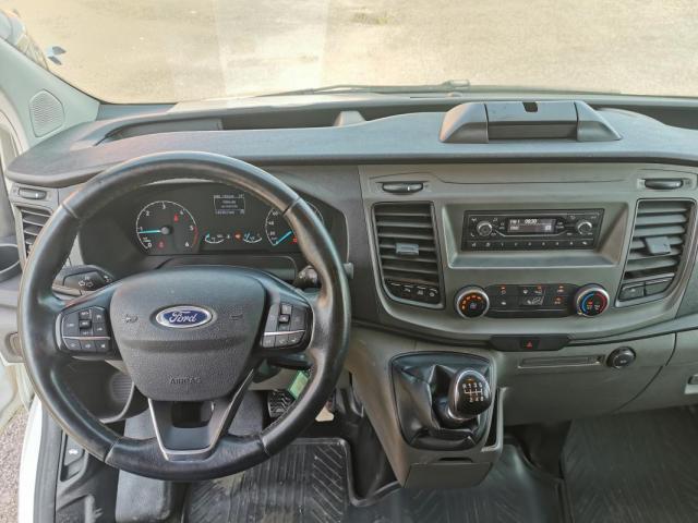 Ford Transit Custom image 4