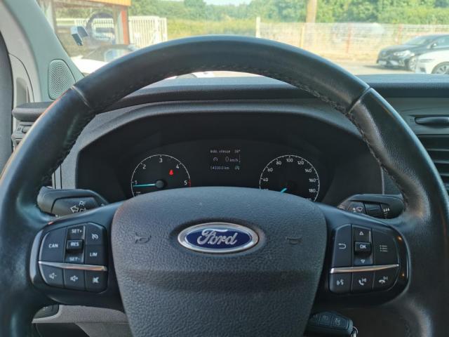 Ford Transit Custom image 3