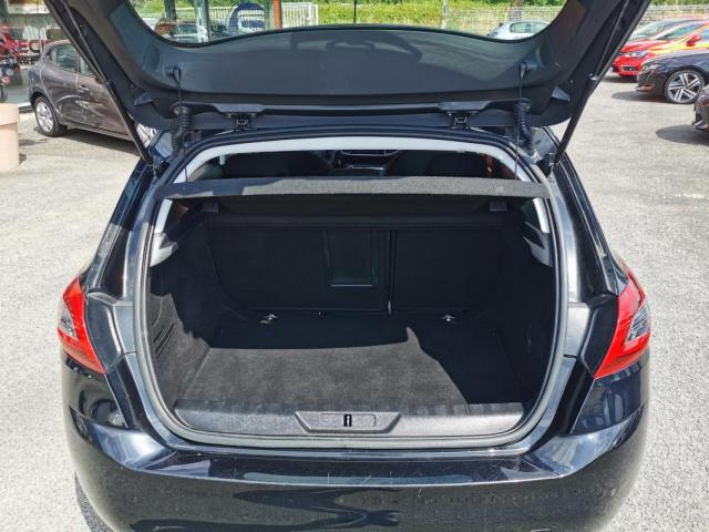 Peugeot 308 image 6