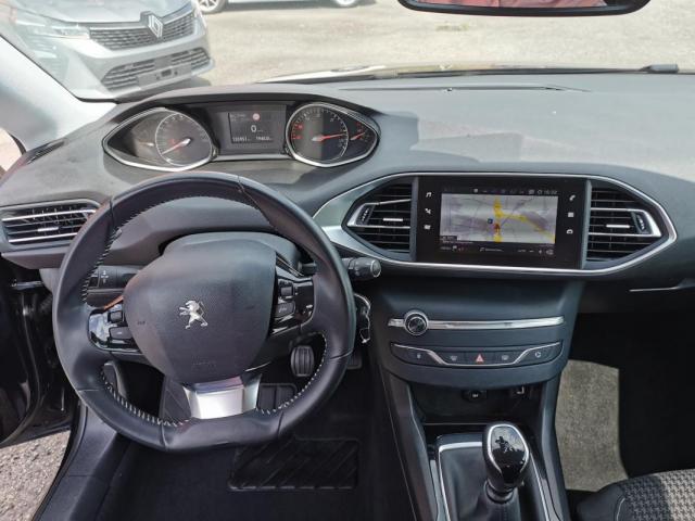 Peugeot 308 image 3