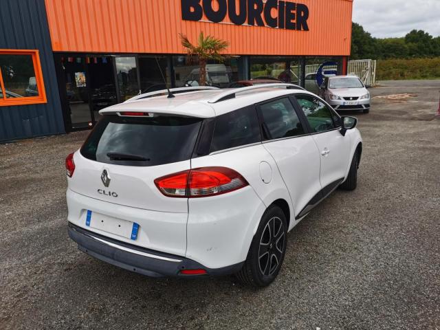 Renault Clio Estate image 5