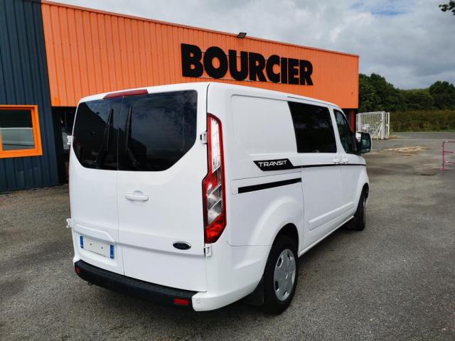 Ford Transit Custom image 9