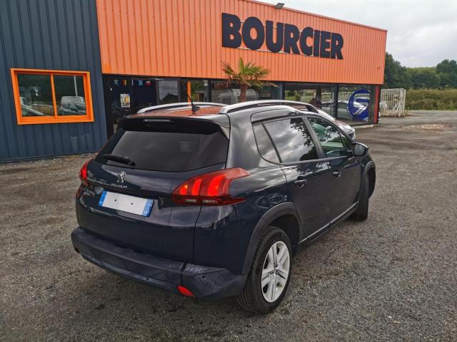 Peugeot 2008 image 2