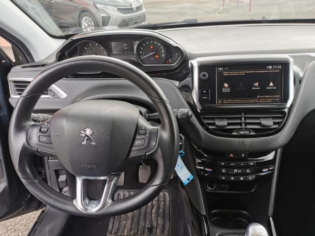 Peugeot 2008 image 6