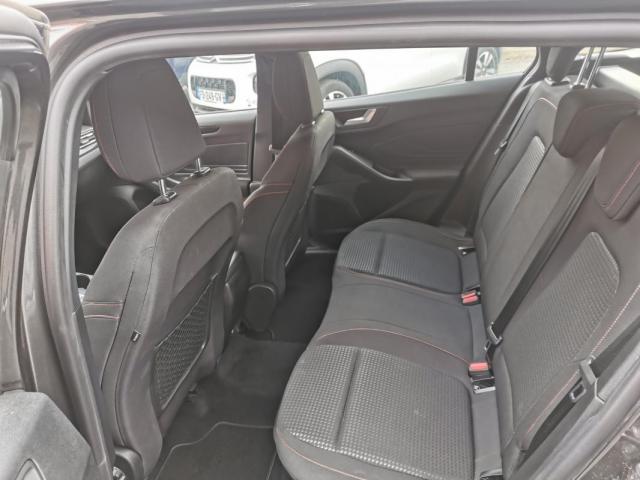 Ford Focus image 8