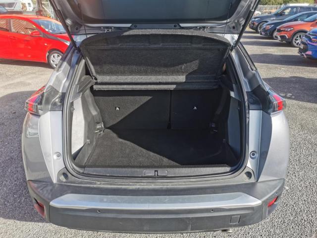 Peugeot 2008 image 9