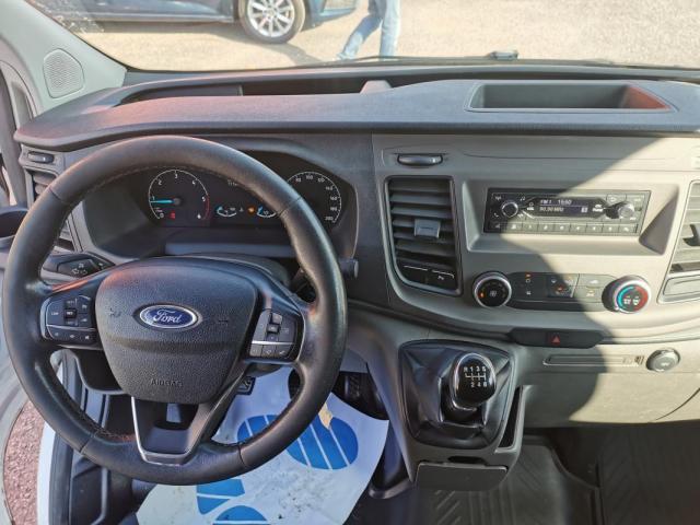 Ford Transit Custom image 7
