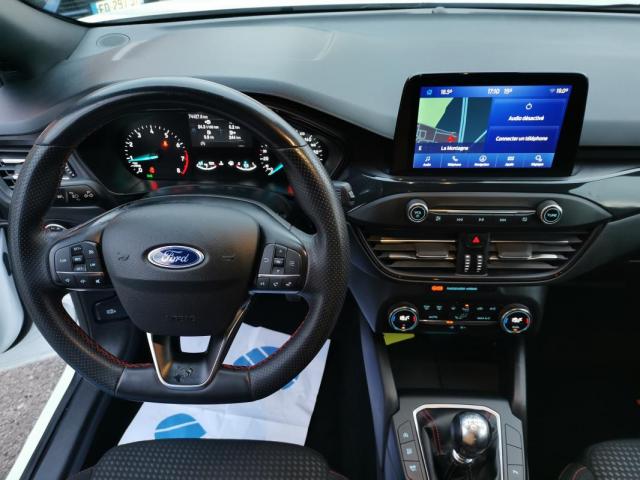 Ford Focus image 9