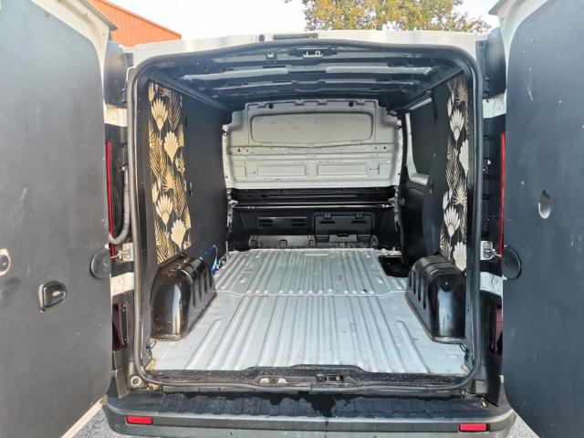 Renault Trafic image 8