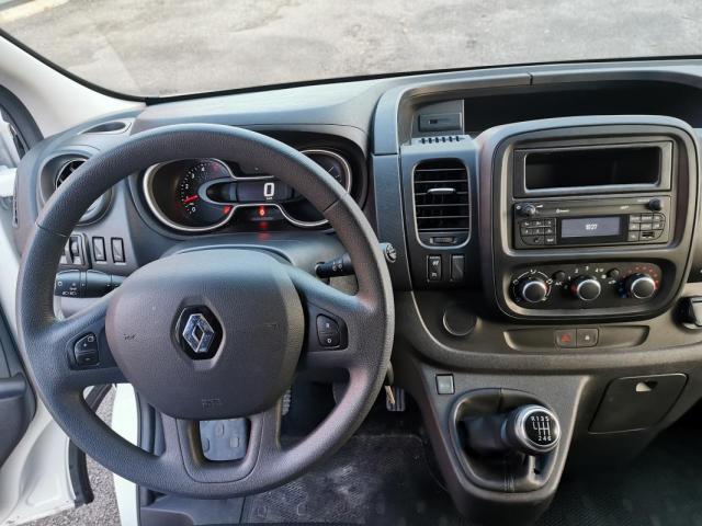 Renault Trafic image 7