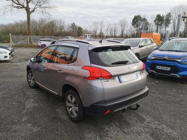 Peugeot 2008 image 1