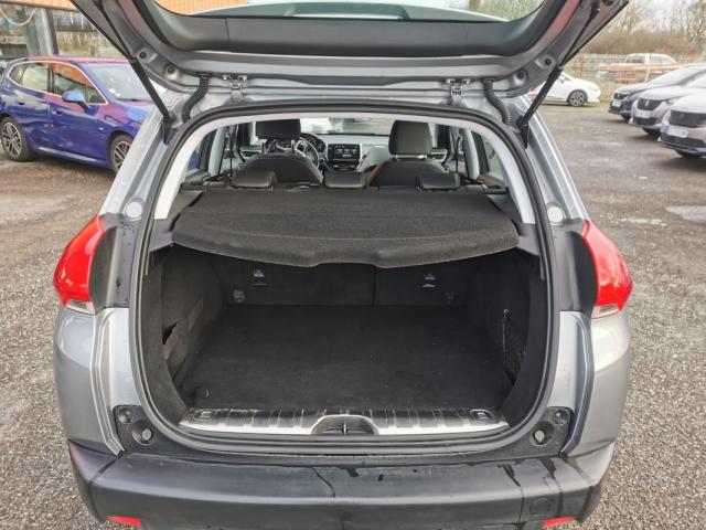 Peugeot 2008 image 6