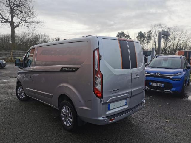 Ford Transit Custom image 4