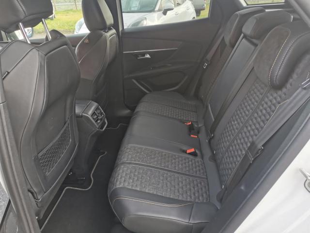 Peugeot 3008 image 3