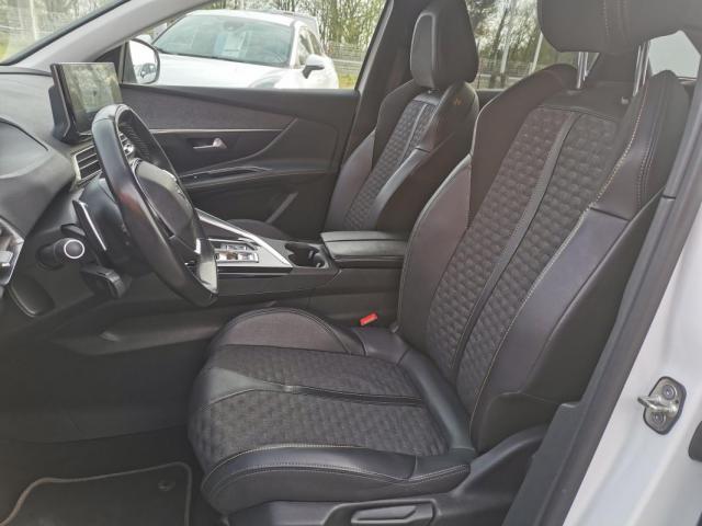 Peugeot 3008 image 2