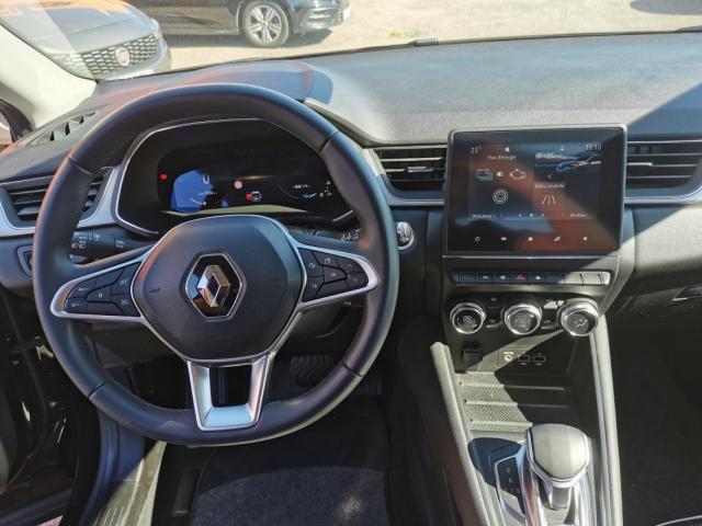 Renault Captur image 2