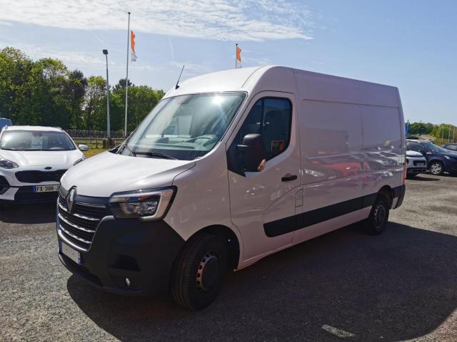 Renault Master image 1
