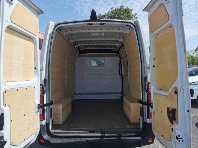 Renault Master image 4