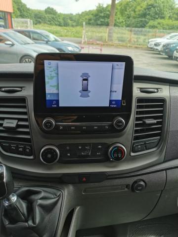 Ford Transit Custom image 9