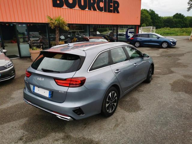 Kia Cee'D image 4