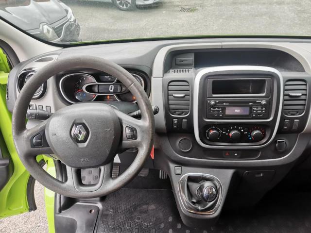 Renault Trafic image 1