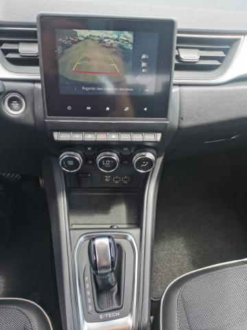 Renault Captur image 1
