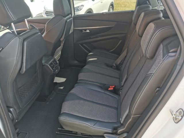 Peugeot 5008 image 5