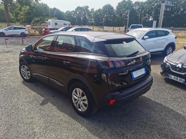 Peugeot 3008 image 2
