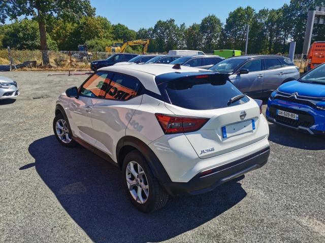Nissan Juke image 8