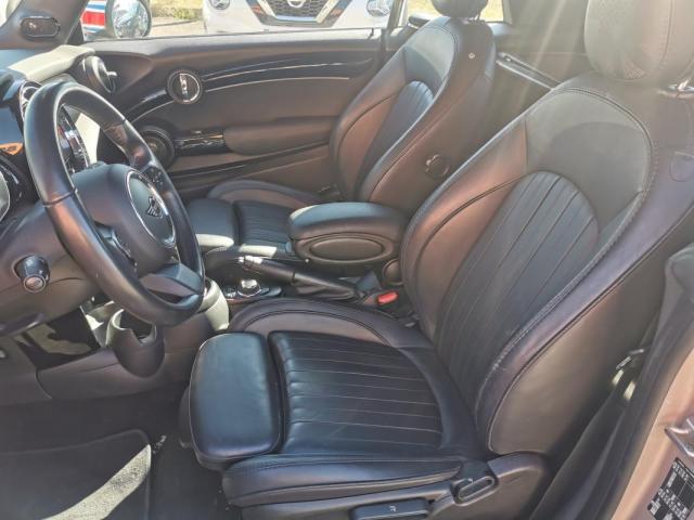 Mini Cooper image 2