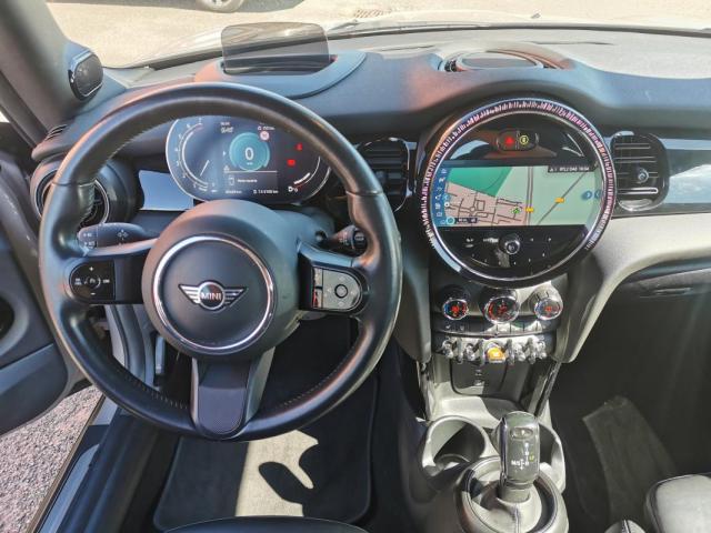 Mini Cooper image 6