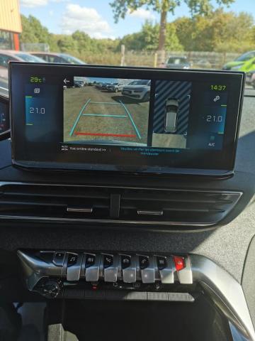Peugeot 3008 image 2