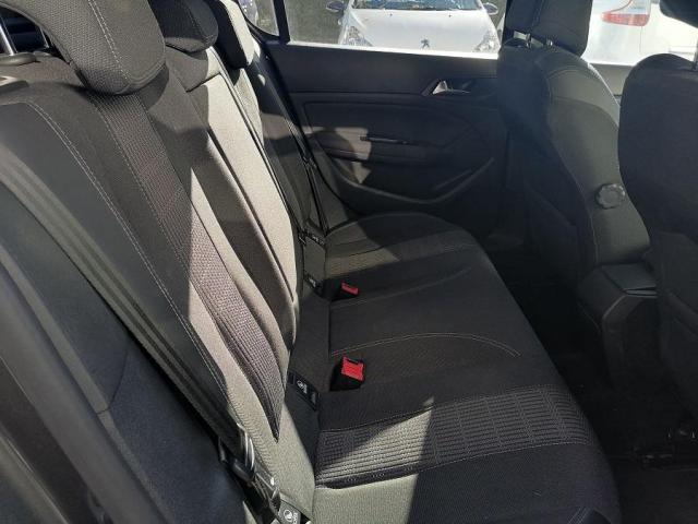 Peugeot 308 image 6