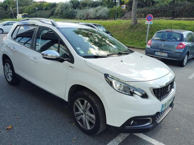 Peugeot 2008 image 3