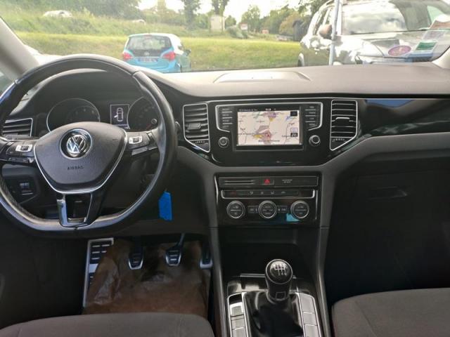 Volkswagen Golf Sportsvan image 3