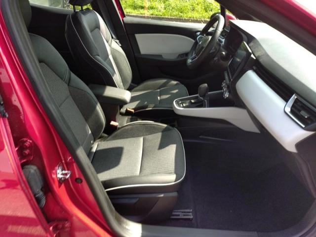 Renault Clio image 6