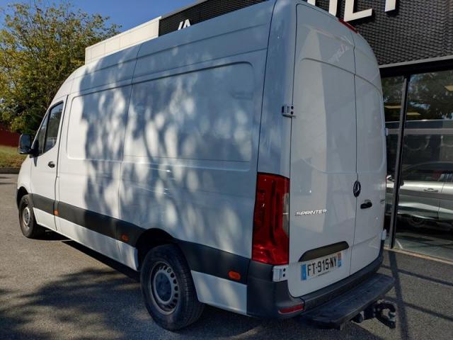 Mercedes Benz Sprinter image 6