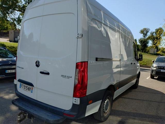 Mercedes Benz Sprinter image 4