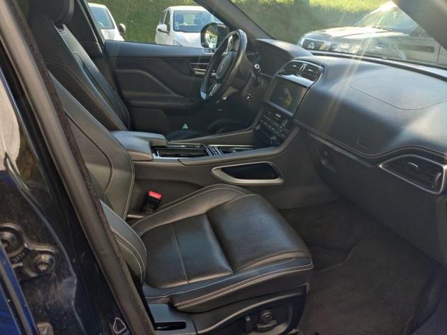 Jaguar F-Pace image 3