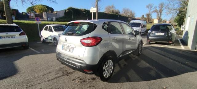 Renault Captur image 2