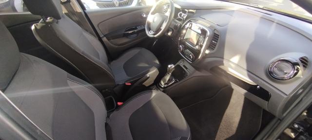 Renault Captur image 1