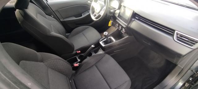 Renault Clio image 2