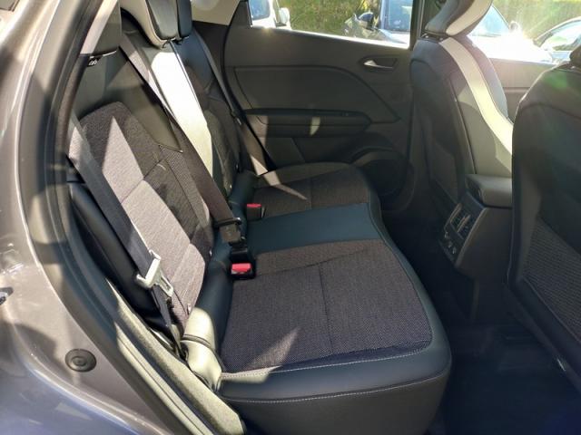 Renault Captur image 3