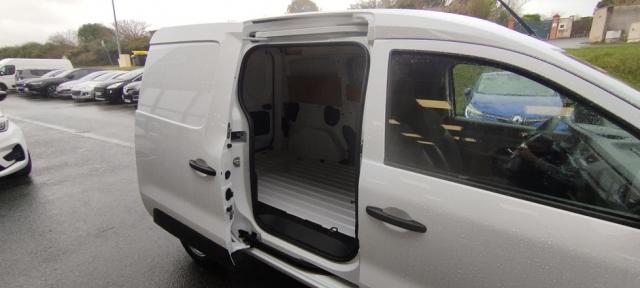 Renault Express Van image 6