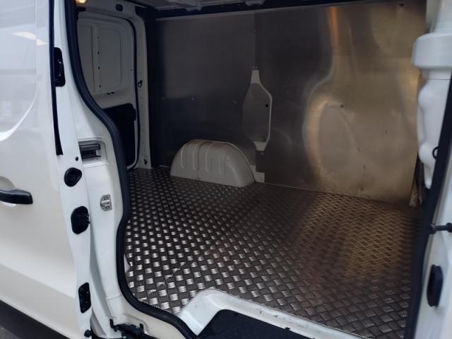 Renault Trafic image 3